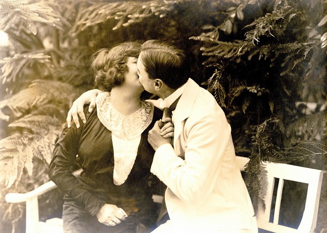 Die Spur der ersten Liebe - Filmfotos