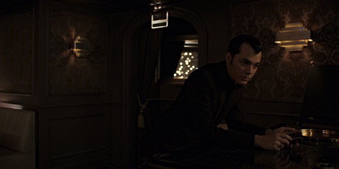 Pennyworth - The Hunted Fox - Filmfotos - Jack Bannon