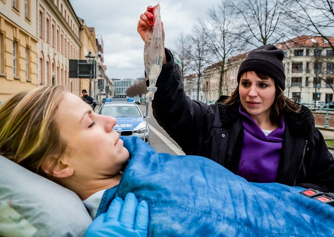 SOKO Potsdam - Season 3 - Mädchen ohne Namen - Photos - Katrin Jaehne, Caroline Erikson