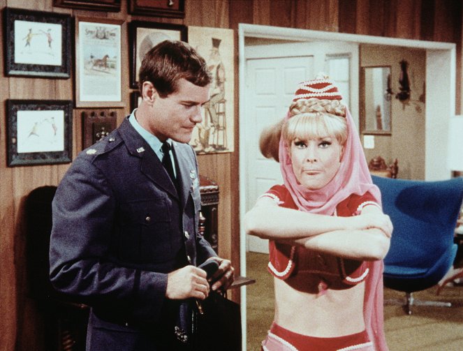 I Dream of Jeannie - My Turned-On Master - Photos