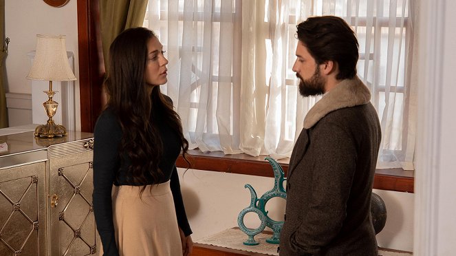 The Phoenix - Season 2 - Episode 15 - Photos - Ceren Yılmaz