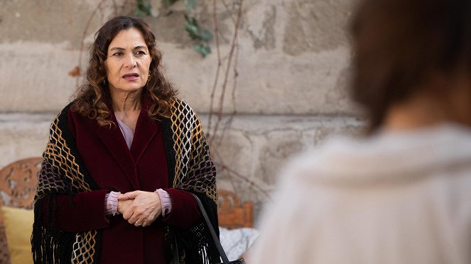 The Phoenix - Episode 16 - Photos - Hatice Aslan