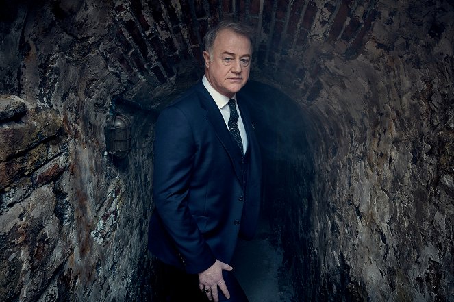 A Discovery of Witches - Season 1 - Promo - Owen Teale
