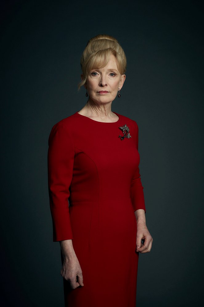 A Discovery of Witches - Season 1 - Promokuvat - Lindsay Duncan