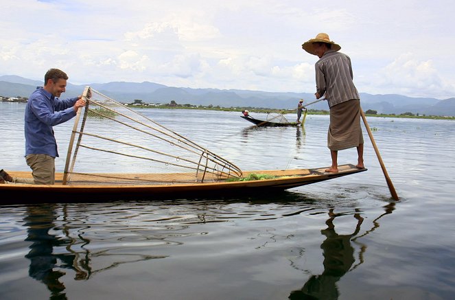Mutasd meg, hol élsz! - Season 2 - Birmanie, les fils du lac Inle - Filmfotók