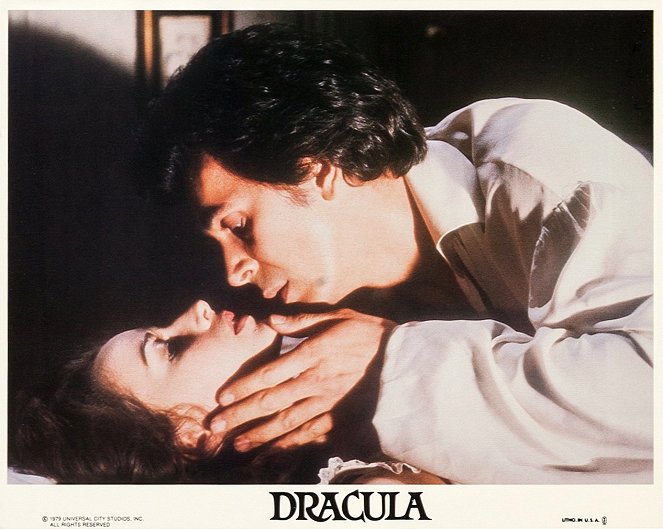 Dracula - Mainoskuvat