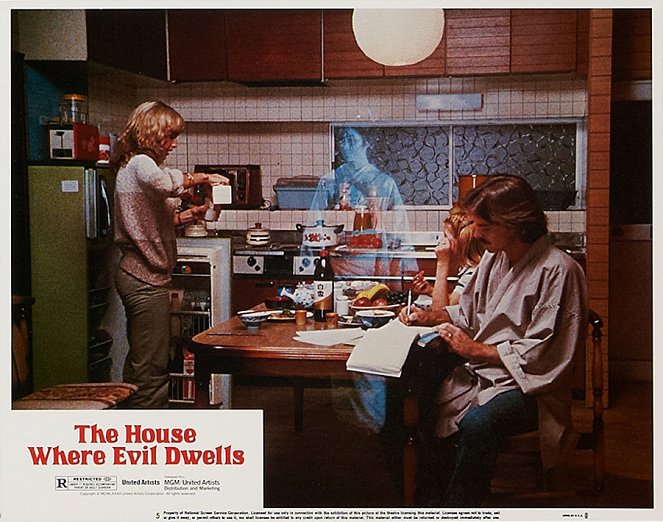 The House Where Evil Dwells - Mainoskuvat