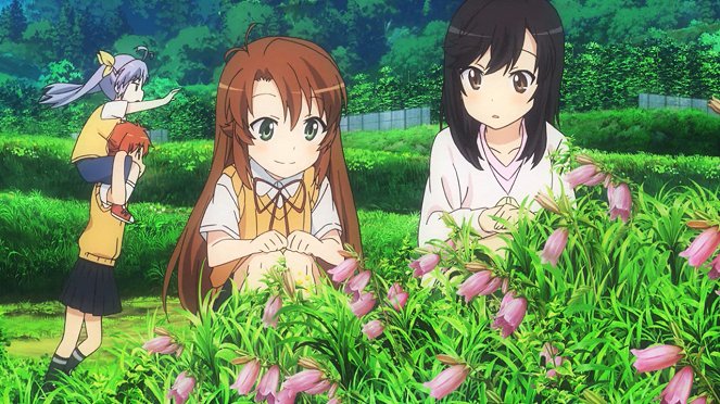 Non Non Biyori - Photos