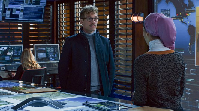 NCIS: Los Angeles - Overdue - Photos - Barrett Foa