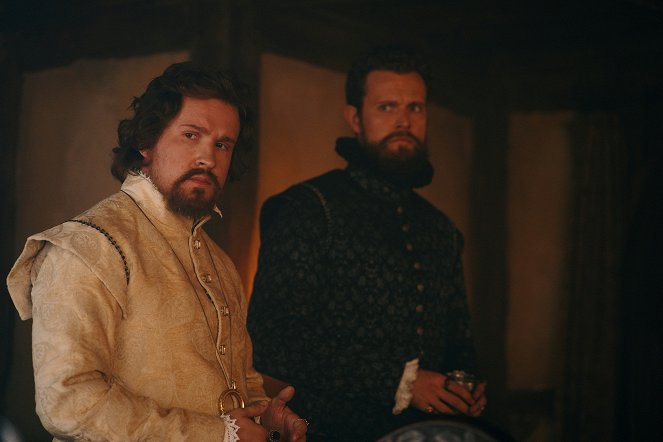 A Discovery of Witches - Season 2 - London 1590 - Filmfotos - Adam Sklar, Michael Lindall