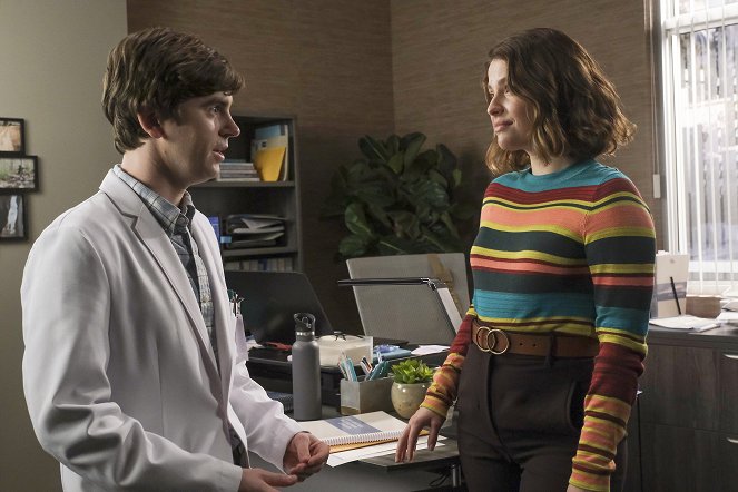 The Good Doctor - Douche froide - Film - Freddie Highmore, Paige Spara