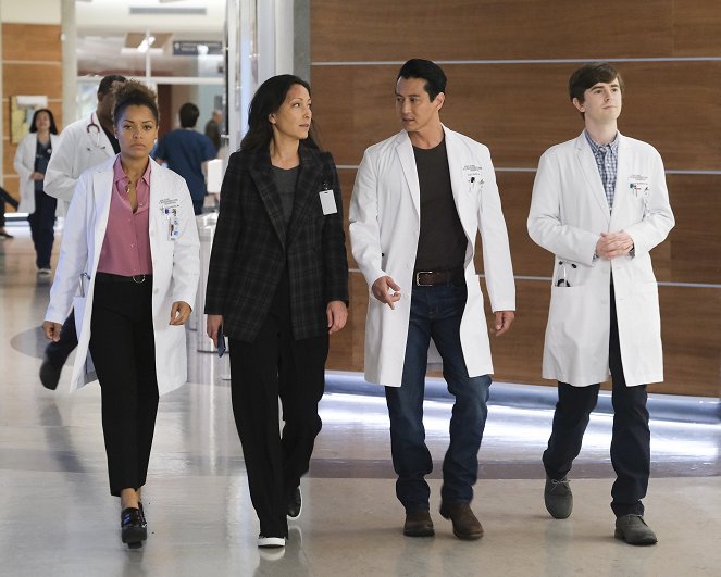 The Good Doctor - The Uncertainty Principle - Photos - Antonia Thomas, Christina Chang, Will Yun Lee, Freddie Highmore
