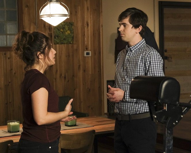 The Good Doctor - The Uncertainty Principle - Photos - Paige Spara, Freddie Highmore