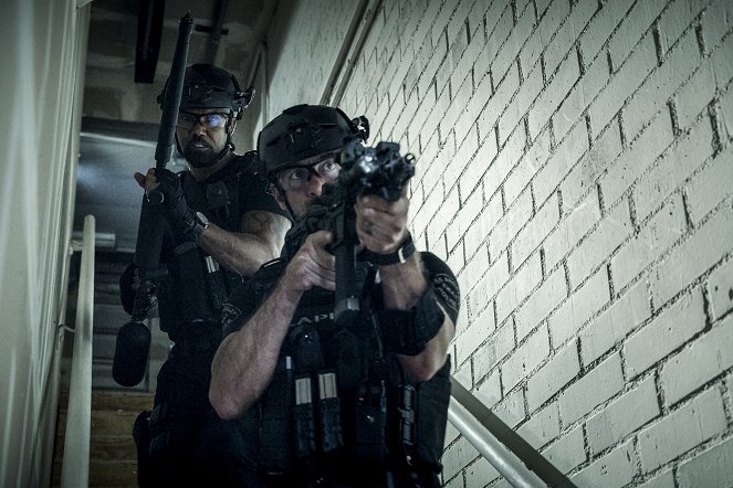 SWAT - Különleges egység - Season 4 - Szilánkok - Filmfotók - Shemar Moore, Jay Harrington