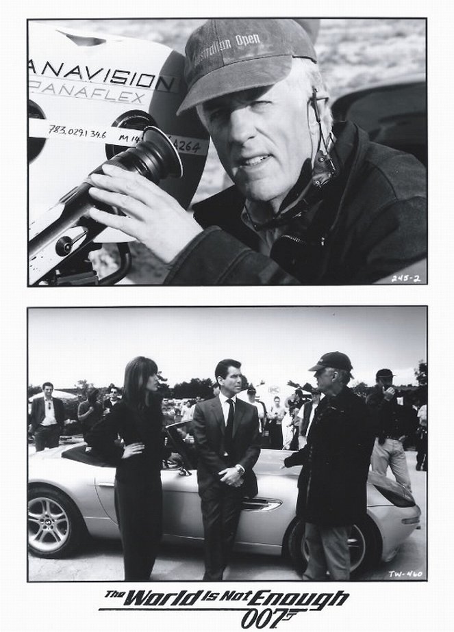 James Bond: Jeden svet nestačí - Fotosky - Michael Apted, Sophie Marceau, Pierce Brosnan