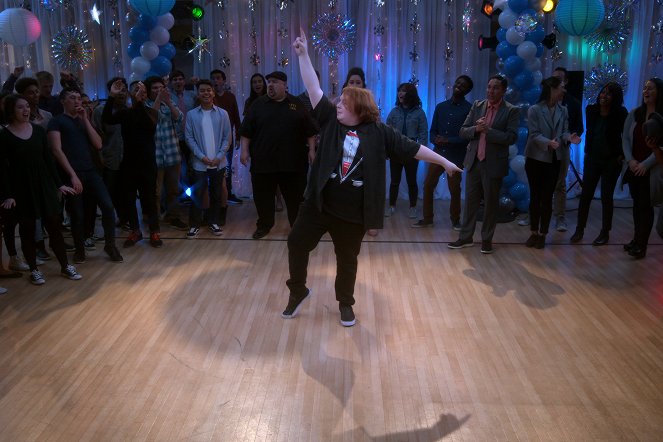 Mr. Iglesias - Season 3 - The Big Dance - Photos