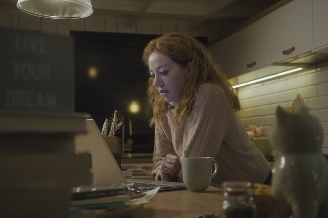 Smrt do roku 2020 - Z filmu - Diane Morgan