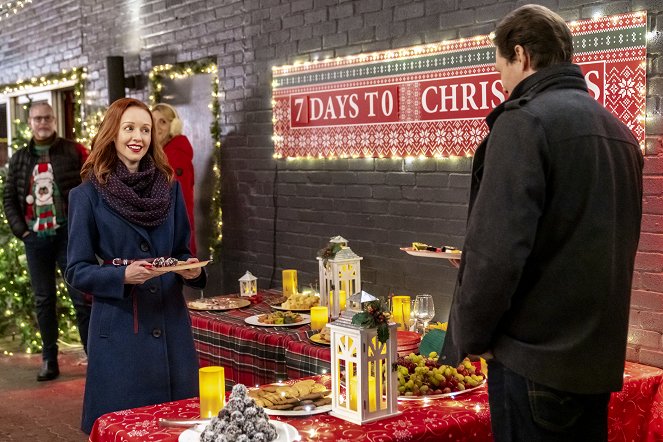 Swept Up By Christmas - Van film - Lindy Booth