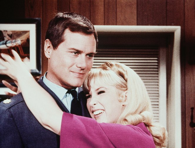 I Dream of Jeannie - My Double-Crossing Master - Photos