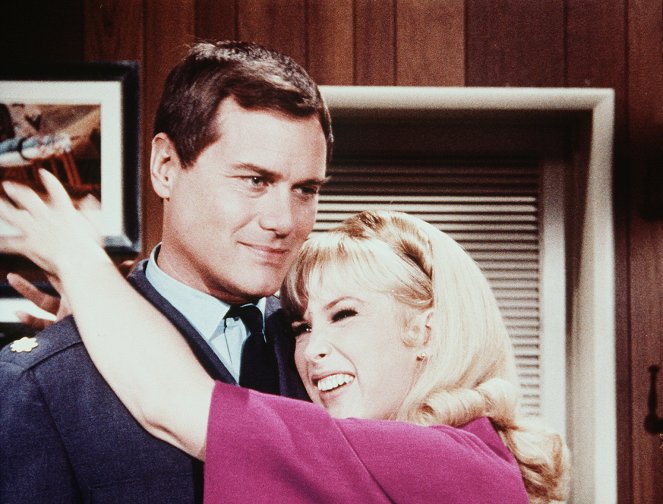 I Dream of Jeannie - My Double-Crossing Master - Van film