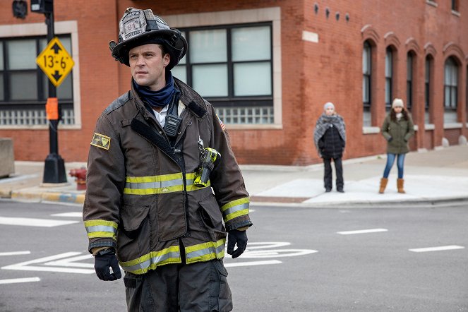 Chicago Fire - Funny What Things Remind Us - Van film - Jesse Spencer