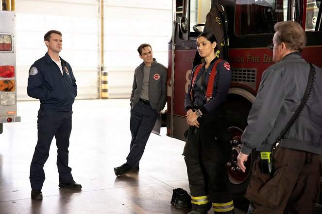 Chicago Fire - Season 9 - Funny What Things Remind Us - Photos - Jesse Spencer, Alberto Rosende, Miranda Rae Mayo