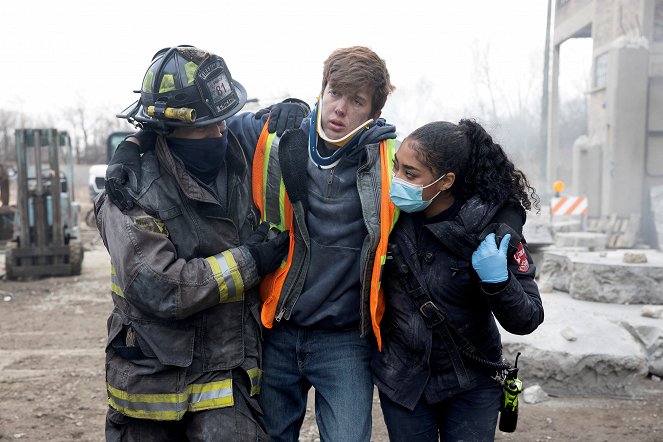 Chicago Fire - Season 9 - Zvláštní, co nám to připomíná - Z filmu - Adriyan Rae