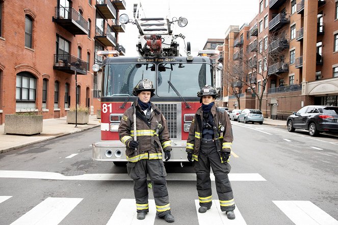 Chicago Fire - Funny What Things Remind Us - Photos - Jesse Spencer, Miranda Rae Mayo