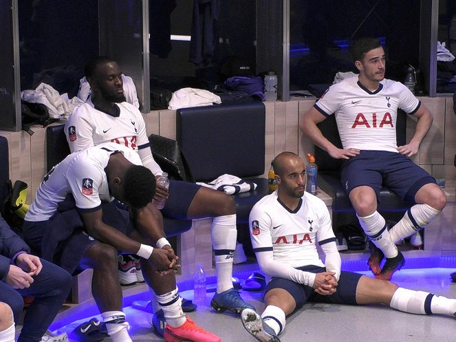 All or Nothing: Tottenham Hotspur - Running on Empty - Van film