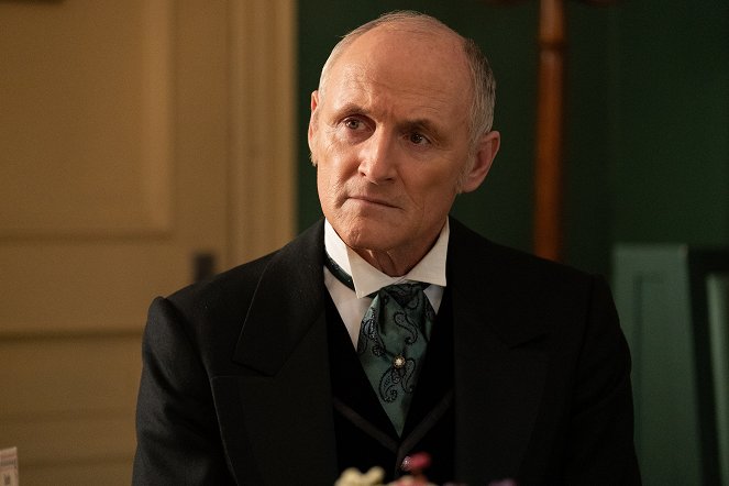 Murdoch Mysteries - Prodigal Father - Photos - Colm Feore