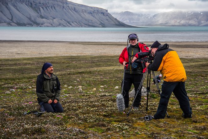 Čeští vědci v tající Arktidě - Filmfotos