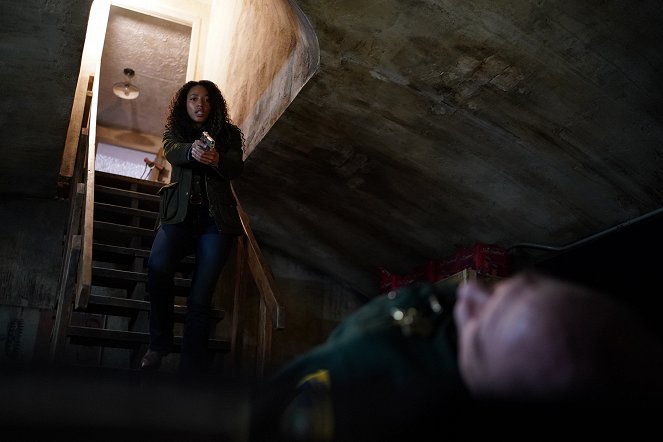 Big Sky - The Wolves Are Always out for Blood - Filmfotos - Kylie Bunbury
