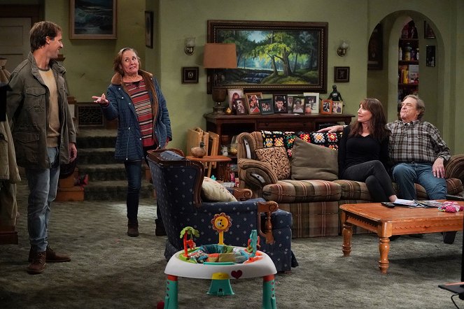 The Conners - Promotions, Podcasts and Magic Tea - Filmfotók - Nat Faxon, Laurie Metcalf, Katey Sagal, John Goodman