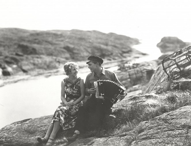 Skjærgårdsflirt - Kuvat elokuvasta