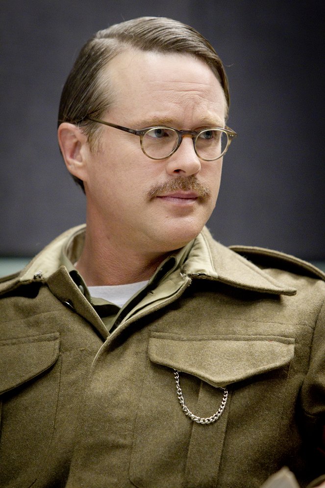 Perception - Season 1 - Cipher - Photos - Cary Elwes