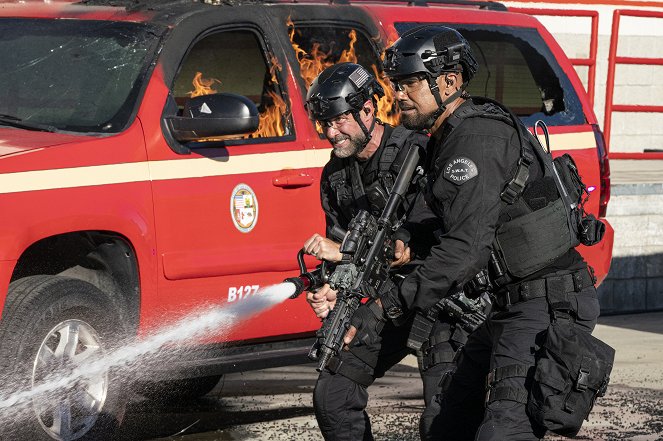 SWAT - Különleges egység - Tűz alatt - Filmfotók - Jay Harrington, Shemar Moore