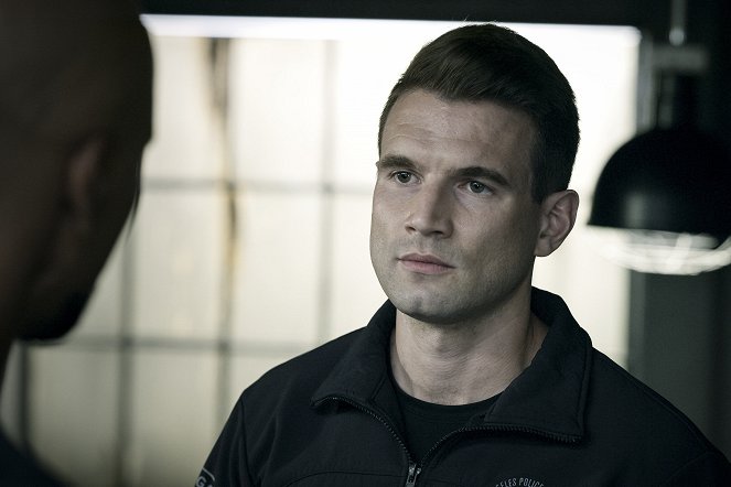 SWAT - Különleges egység - Tűz alatt - Filmfotók - Alex Russell