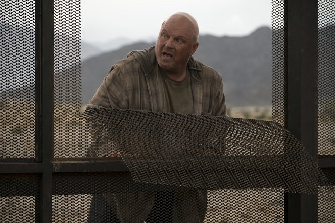 Coyote - Silver or Lead - Do filme - Michael Chiklis