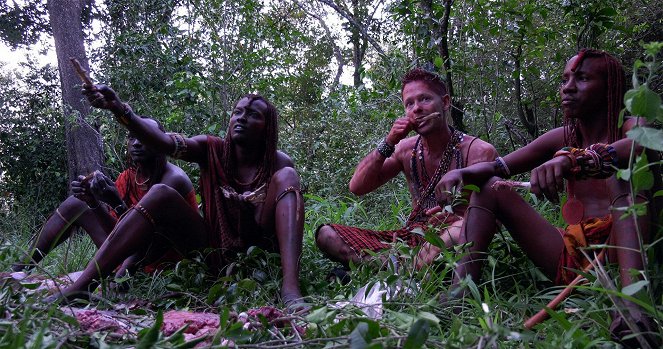 Der weiße Massai Krieger - Kuvat elokuvasta