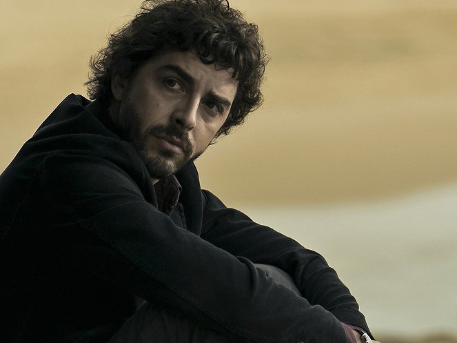 Il giovane Montalbano - Season 2 - Morte in mare aperto - Do filme - Michele Riondino