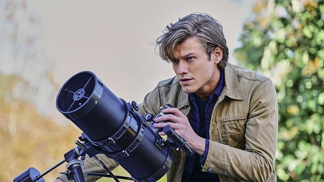 MacGyver - Eclipse + USMC-1856707 + Step Potential + Chain Lock + Ma - Film - Lucas Till