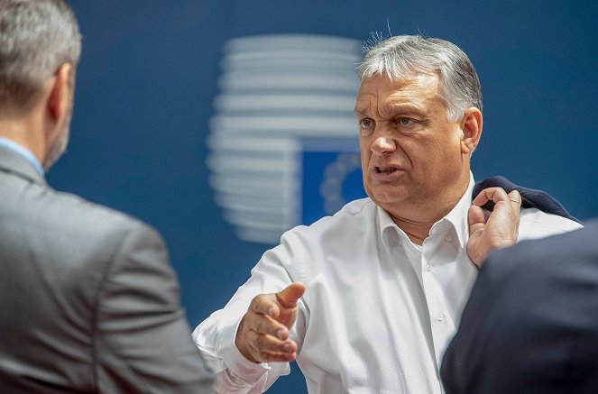 "Hallo, Herr Diktator" - Orbán, die EU und die Rechtsstaatlichkeit - Z filmu