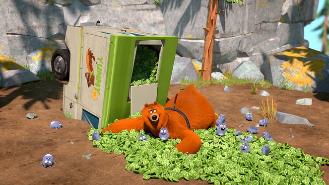 Grizzy and the Lemmings - Random Bear - Photos