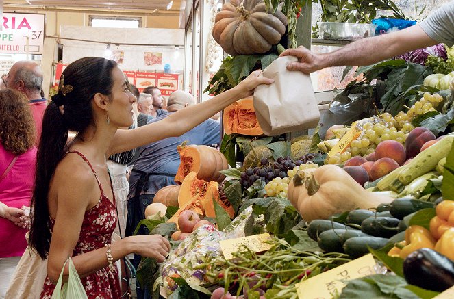 Food Markets: In the Belly of the City - Season 4 - Cagliar: Der Mercato di San Benedetto - Photos