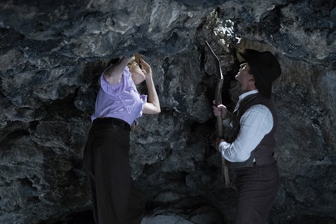 Detektyw Murdoch - Murdoch i przeklęte jaskinie - Z filmu