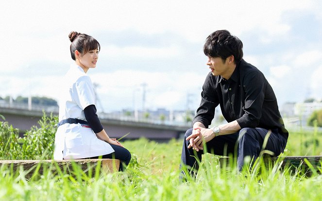 Unsung Cinderella: Byoin Yakuzaishi no Shohosen - Episode 11 - Photos - 石原さとみ, Kei Tanaka