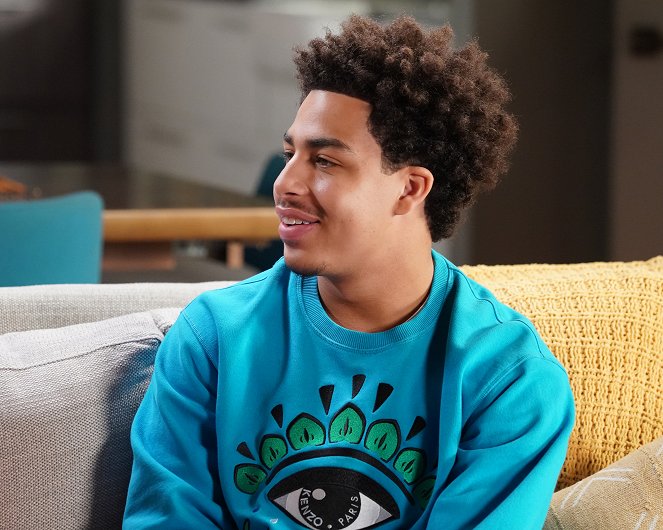 Black-ish - What About Gary? - Van film - Marcus Scribner