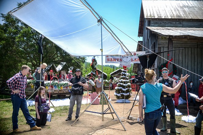 The Farmer and the Belle: Saving Santaland - Tournage