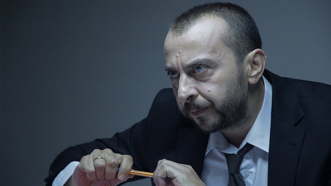 Son Yaz - Season 1 - Çöp Torbası - Z filmu - Ali Atay