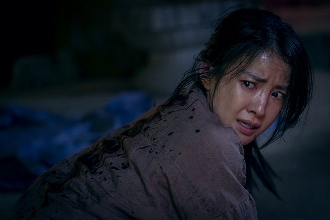 스위트홈 - Season 1 - Episode 1 - Filmfotos - Si-yeong Lee